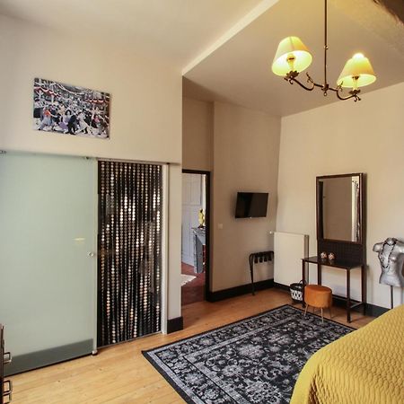 Le Prieure Hotel นัวเยร์ส-ซูร์-เซอไรน์ ภายนอก รูปภาพ